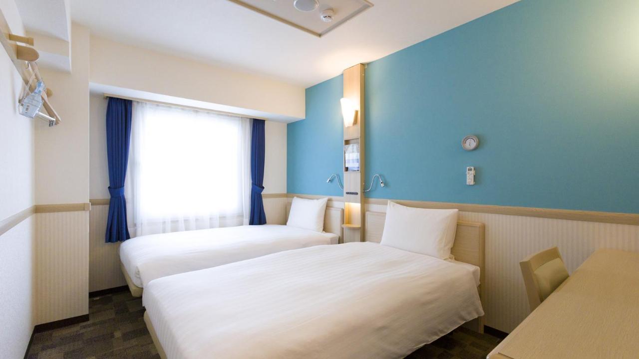 Toyoko Inn Saitama Misato Ekimae Kültér fotó