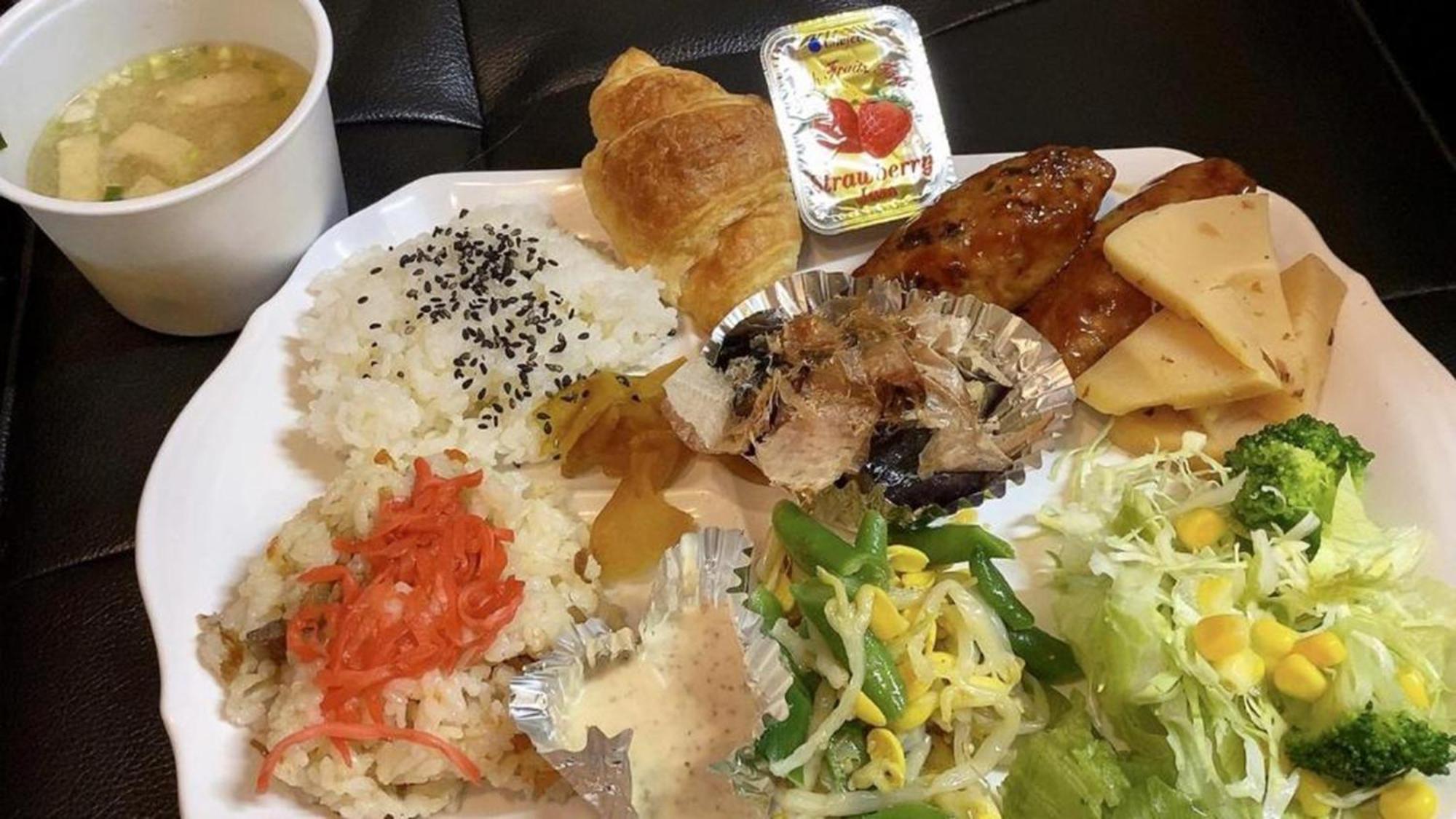 Toyoko Inn Saitama Misato Ekimae Kültér fotó