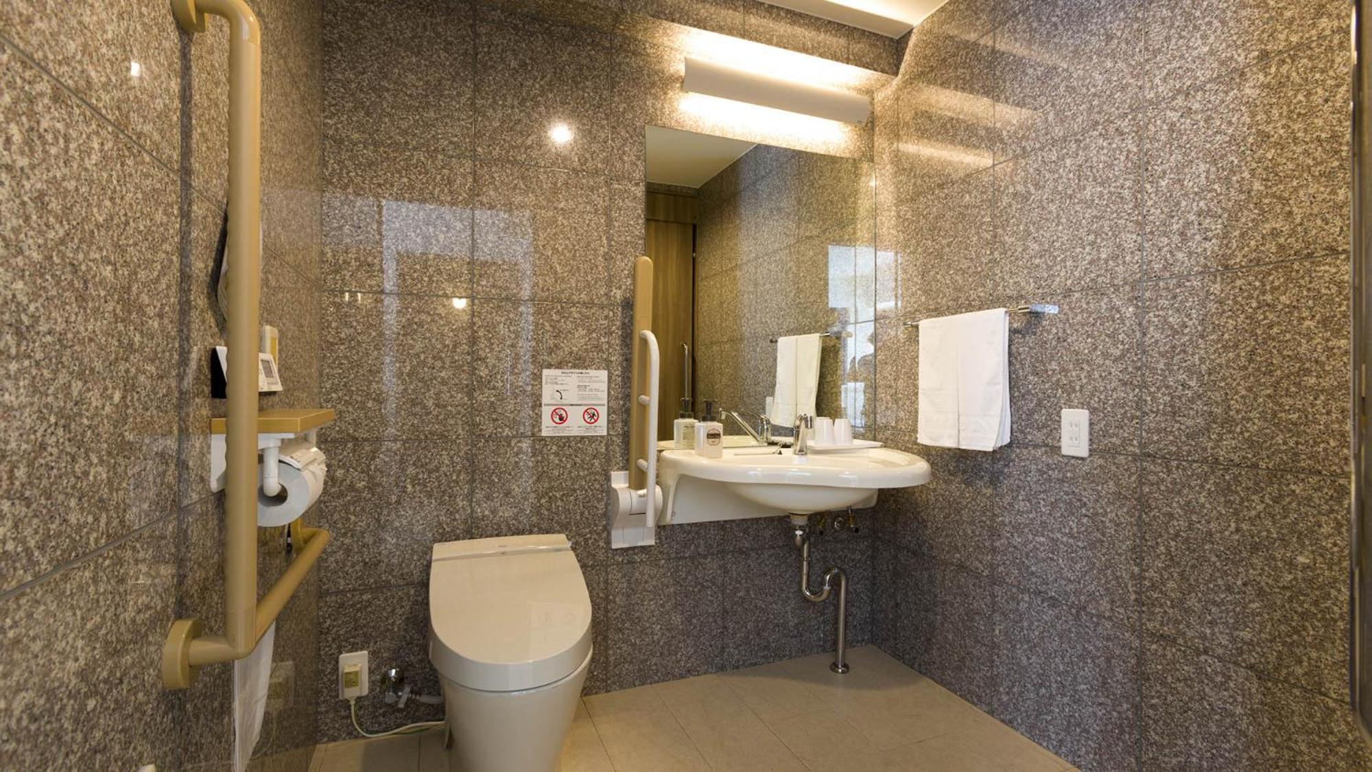 Toyoko Inn Saitama Misato Ekimae Szoba fotó